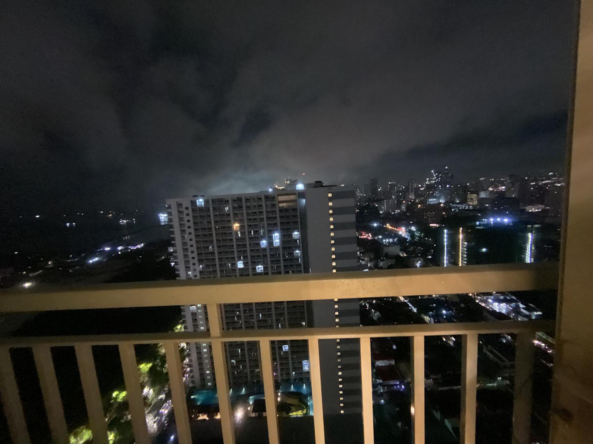 Coast By J 41st Floor Penthouse 1bedroom Manila