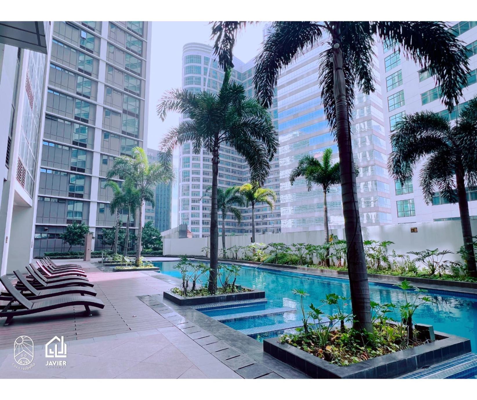 Eastwood Penthouse Studio With View, Netflix And Fast Wi-fi * Manila