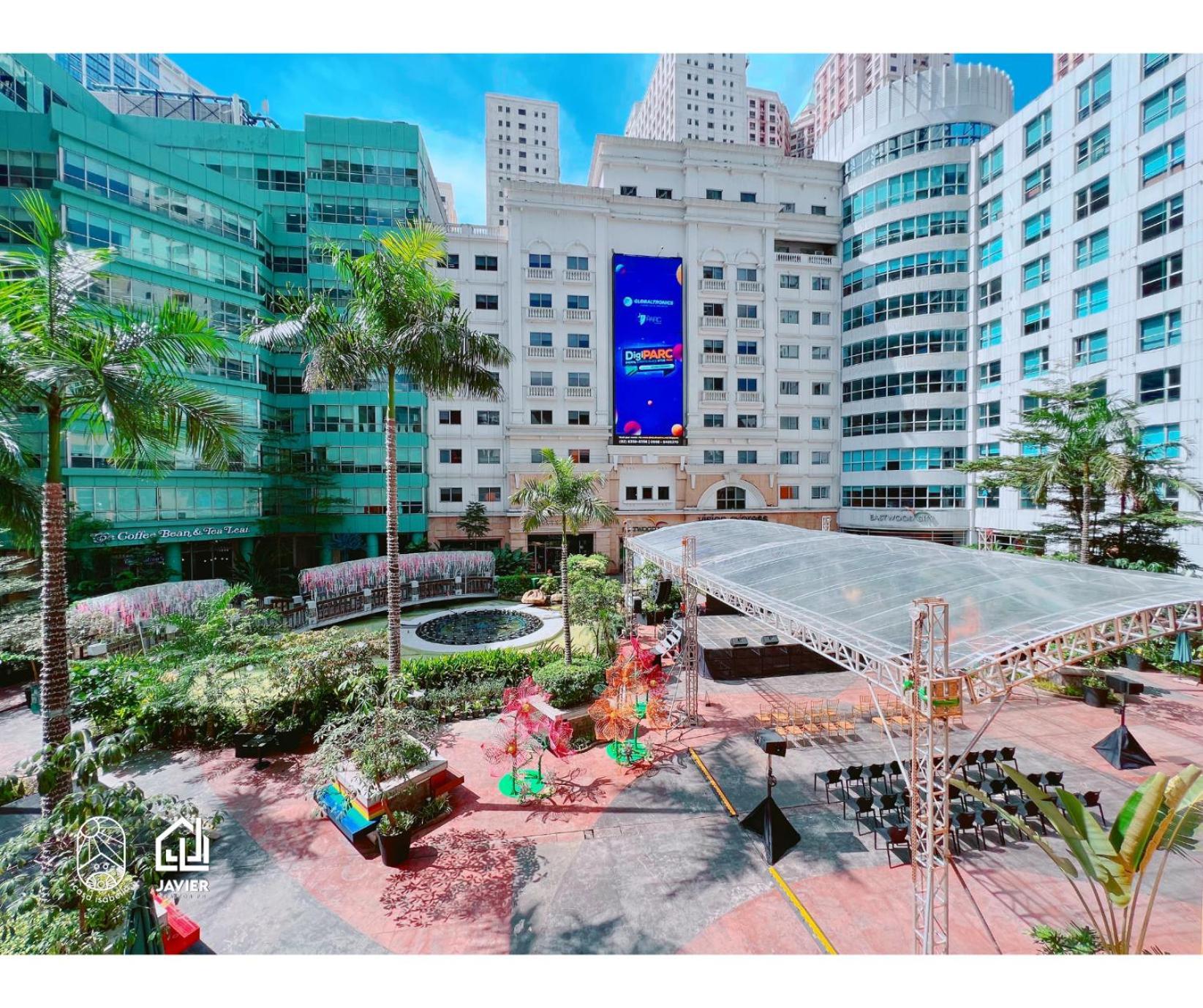 Eastwood Penthouse Studio With View, Netflix And Fast Wi-fi