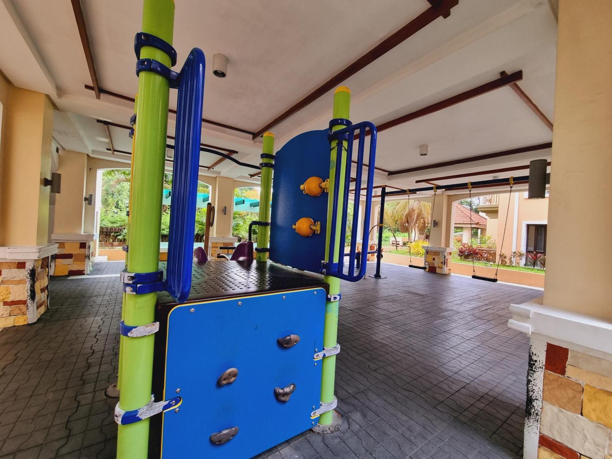 Legarse Staycation At Montecito Residential Apartment Manila
