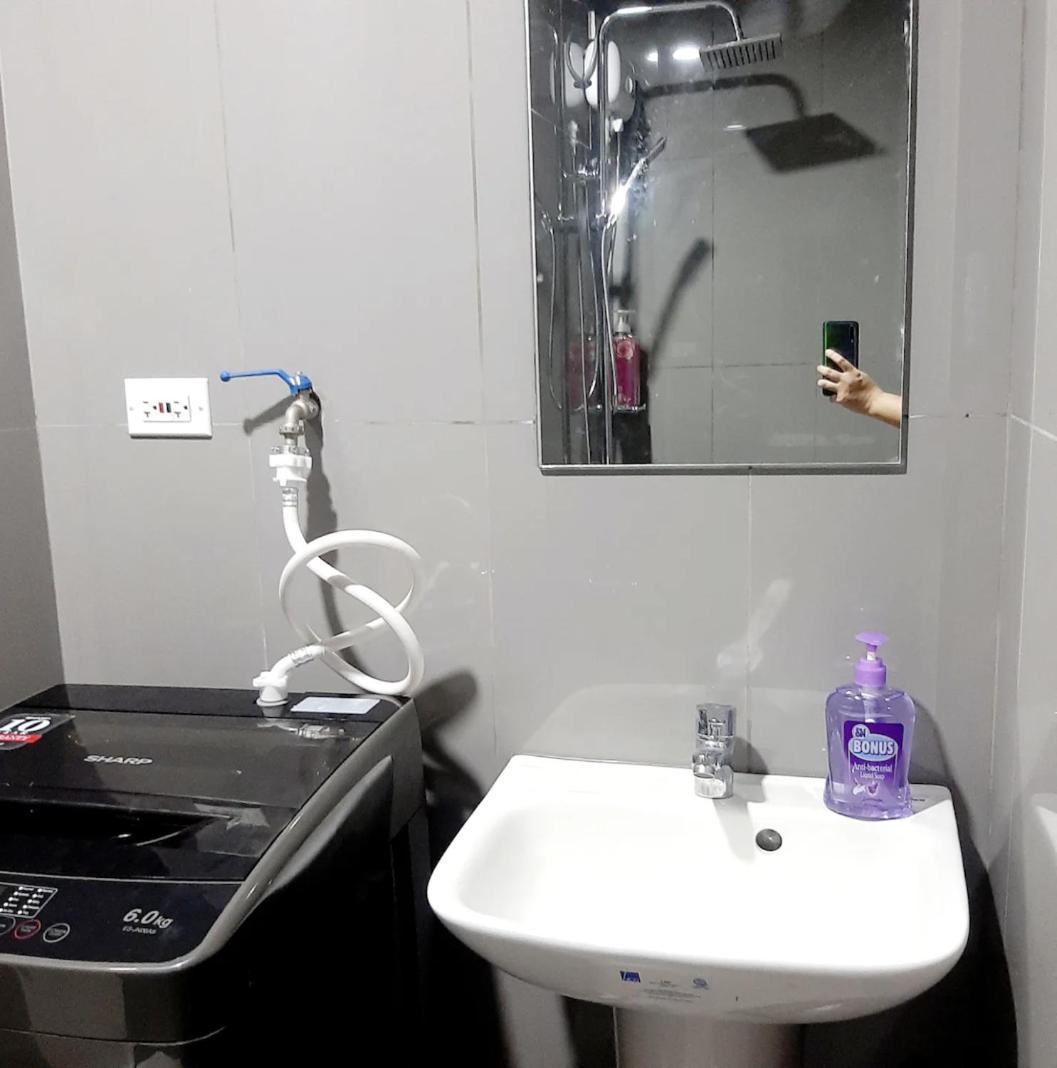 Air Makati Apartment *