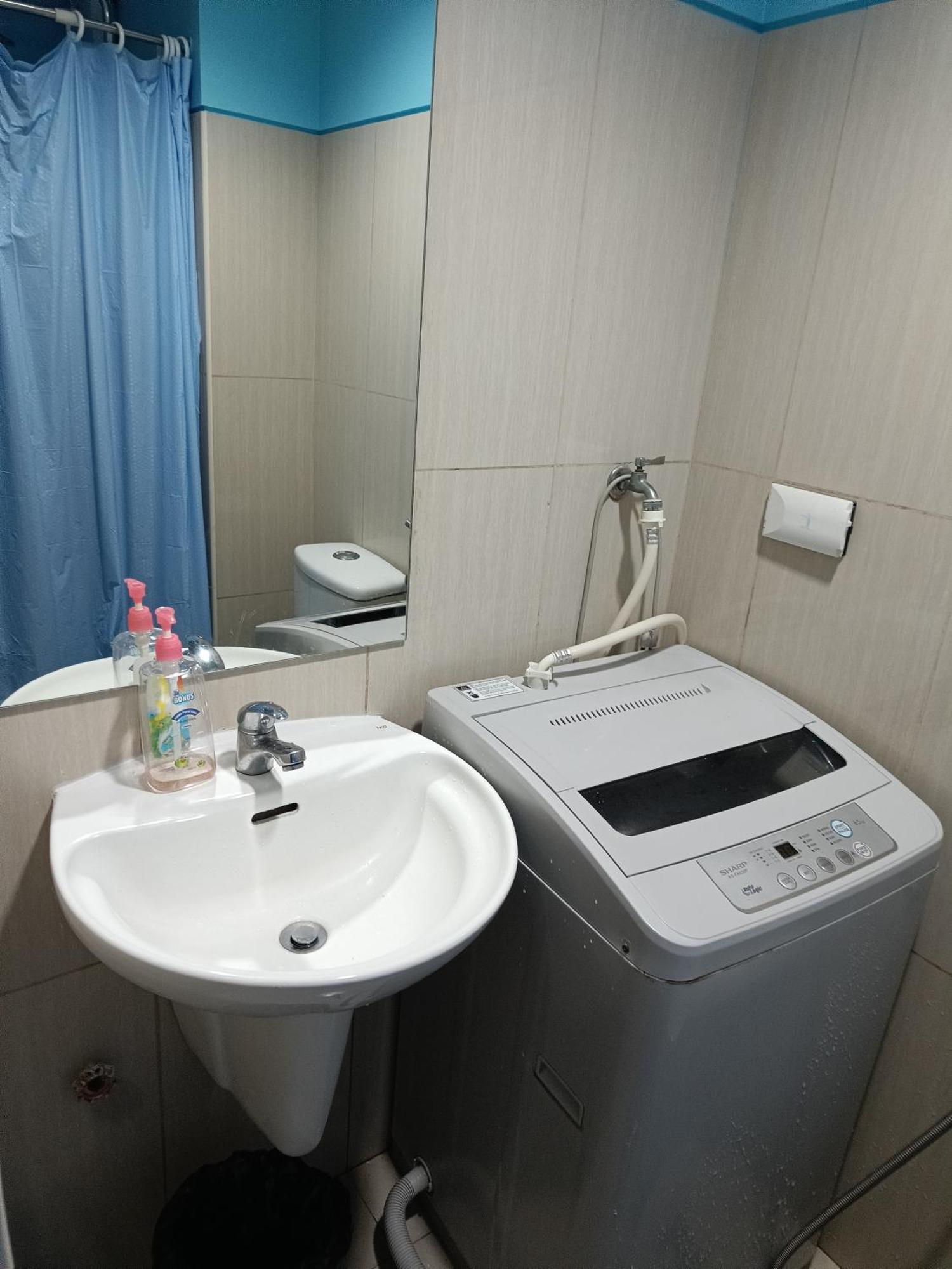 Shell Residences Apartment *