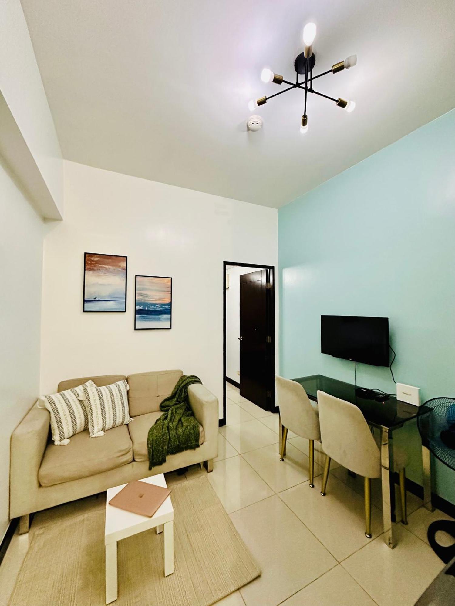 Comfy In Malate For 4 - Admiral Baysuites Apartment *
