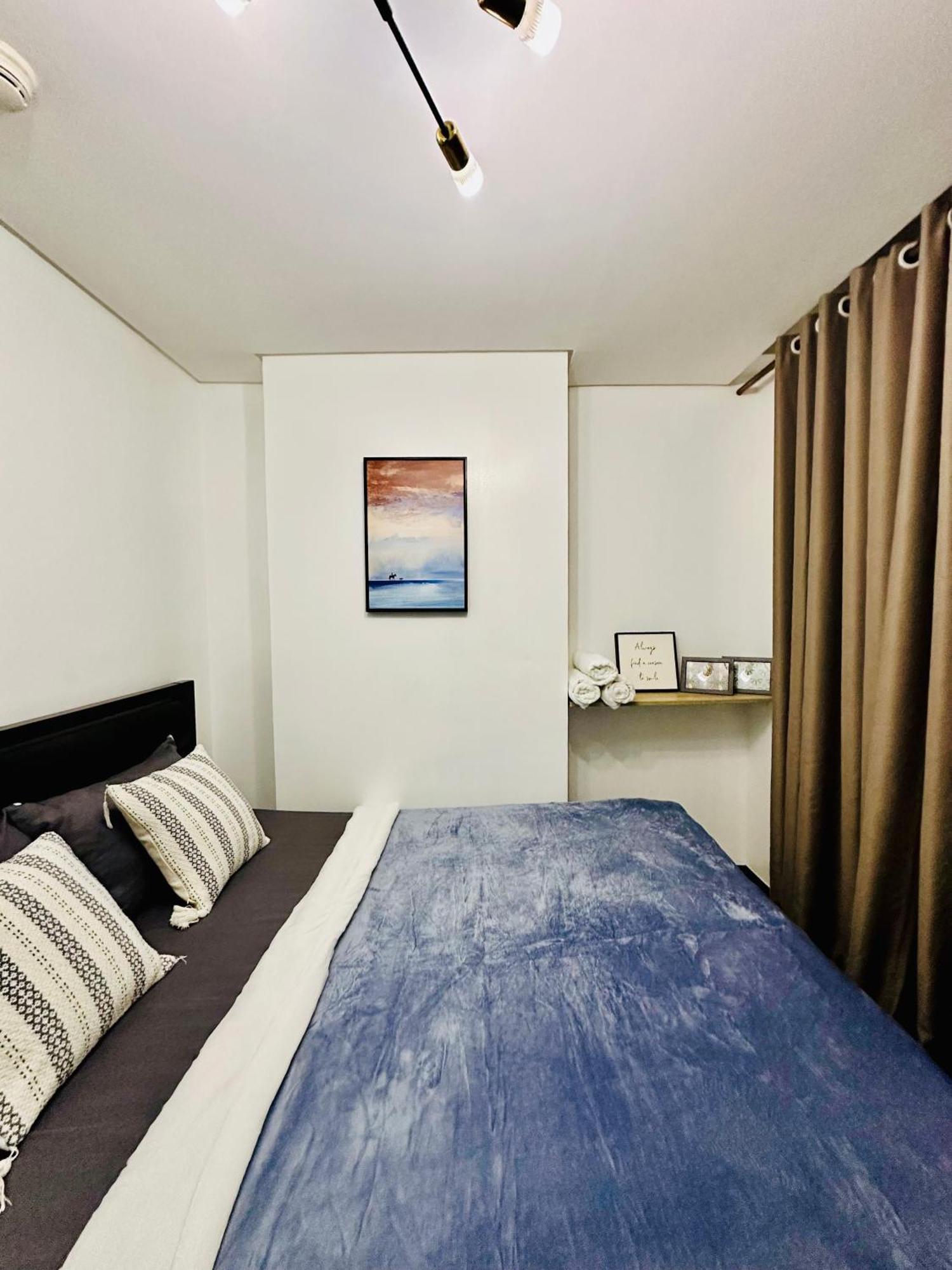 Comfy In Malate For 4 - Admiral Baysuites Manila
