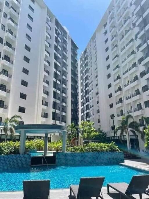 Doc's Place 5@ Spring Residences Apartment *