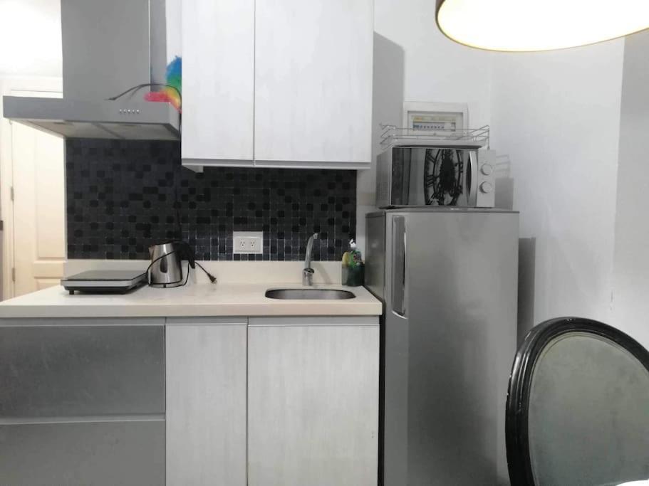 Azure Urban Residences Laegenhet Med Bekvaemligheter Apartment