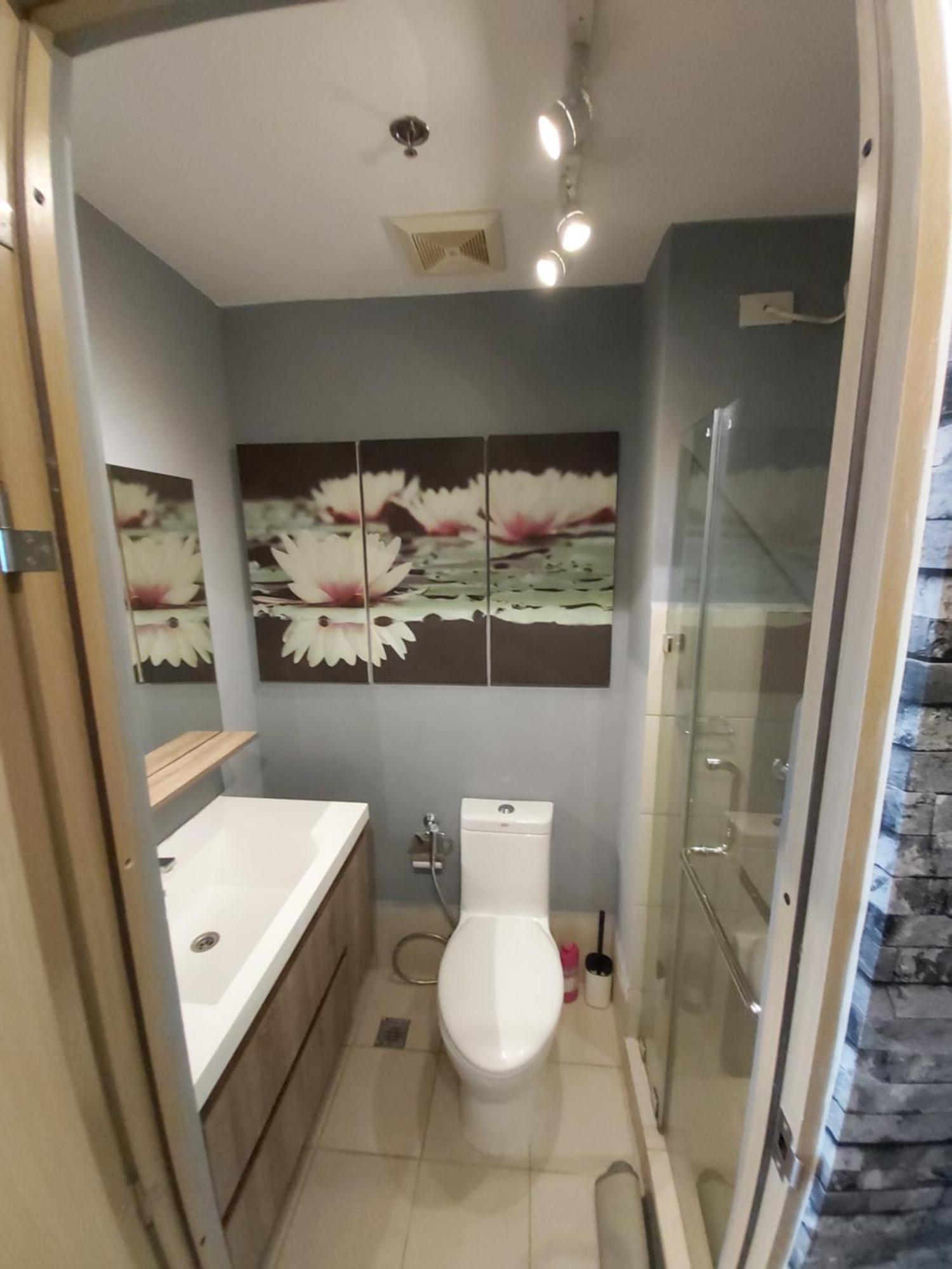 Beautiful 1br Simple Luxury Near Bgc