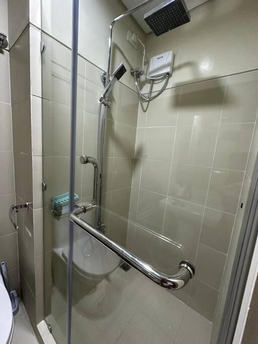 Apartment Mall Of Moa S Residences , Ikea Pasay , Naia Airport , Bay *