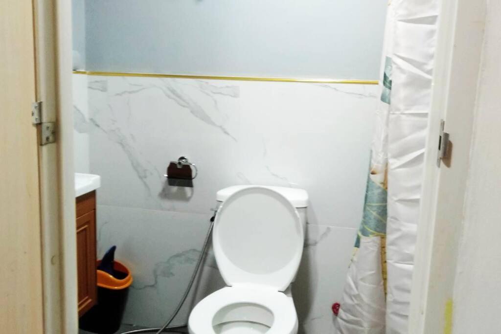 Doc's Place 1 @mplace With Wifi &cable Tv Apartment *