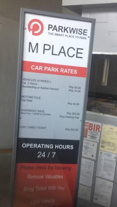 Apartment Doc's Place 1 @mplace With Wifi &cable Tv Manila