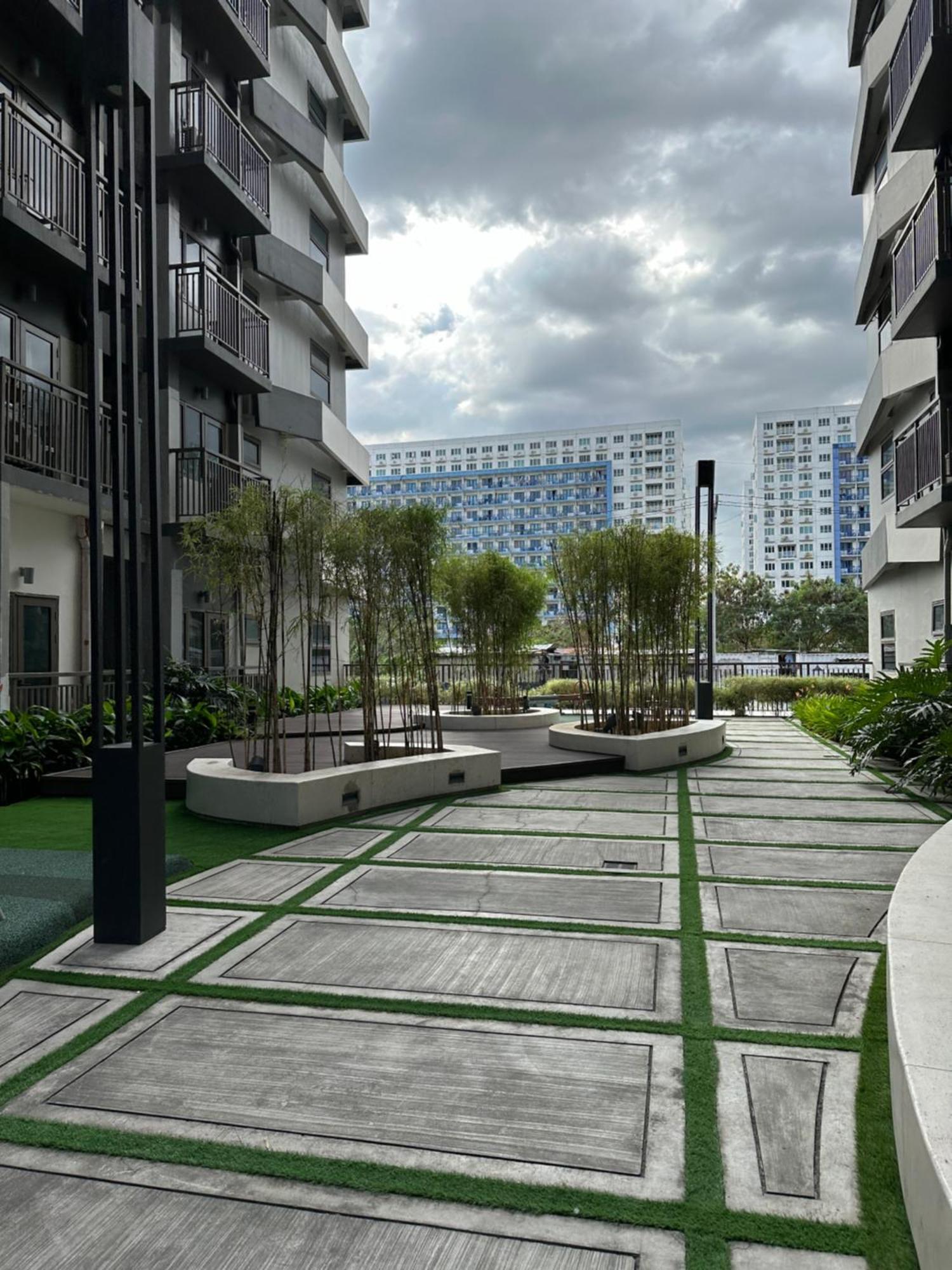 Apartment Mall Of Moa S Residences , Ikea Pasay , Naia Airport , Bay