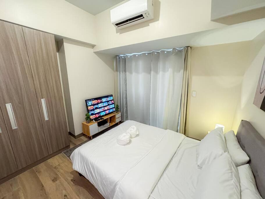A2j Luxury 1br Near Venice Mall Bgc Taguig * Manila