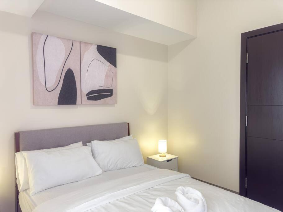 A2j Luxury 1br Near Venice Mall Bgc Taguig Manila