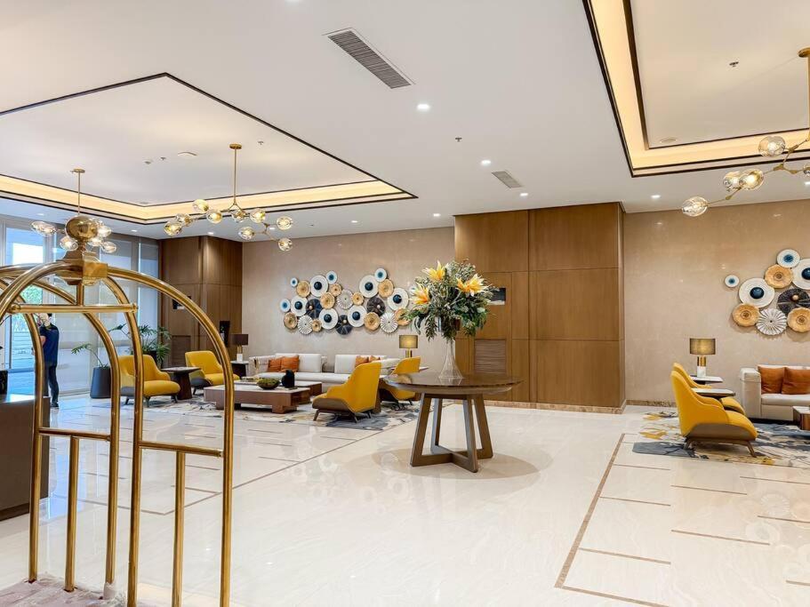 A2j Luxury 1br Near Venice Mall Bgc Taguig Apartment *