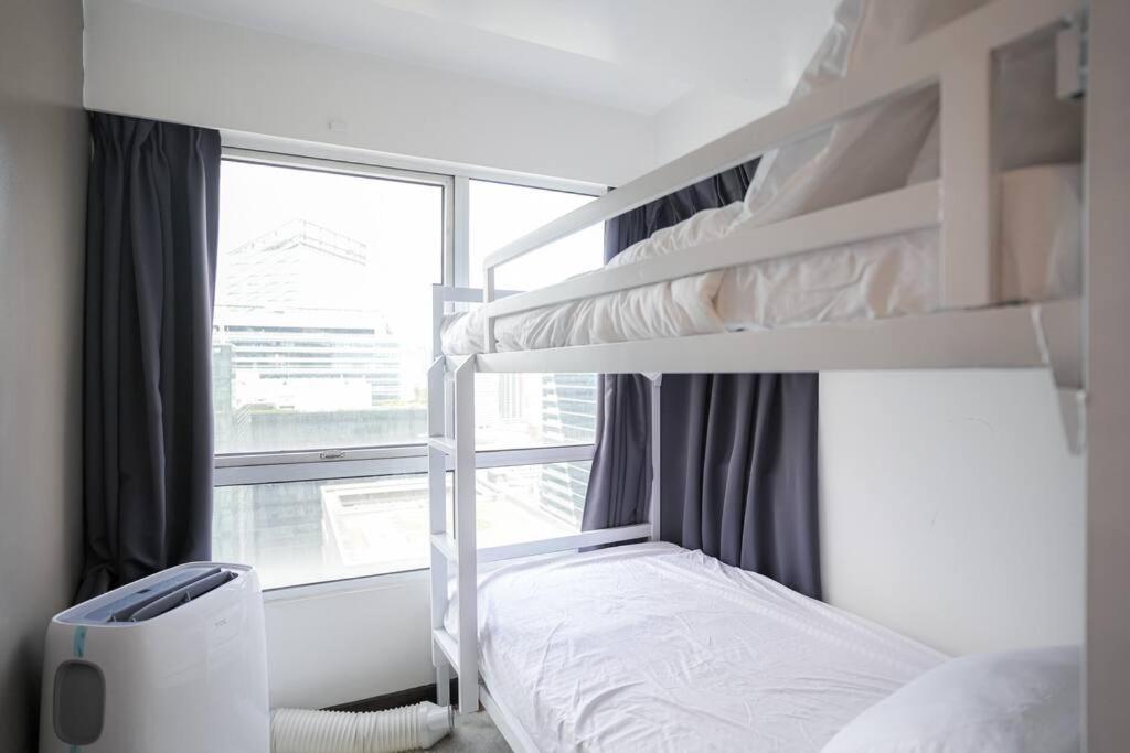 A2j Luxury 3br Loft Bgc Near High Street Taguig Apartment Manila