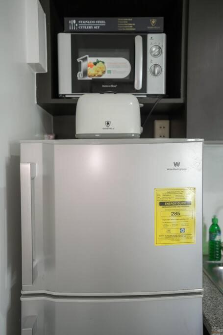 Apartment A2j Luxury 3br Loft Bgc Near High Street Taguig Manila