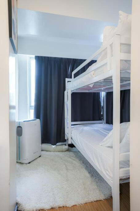 Apartment A2j Luxury 3br Loft Bgc Near High Street Taguig