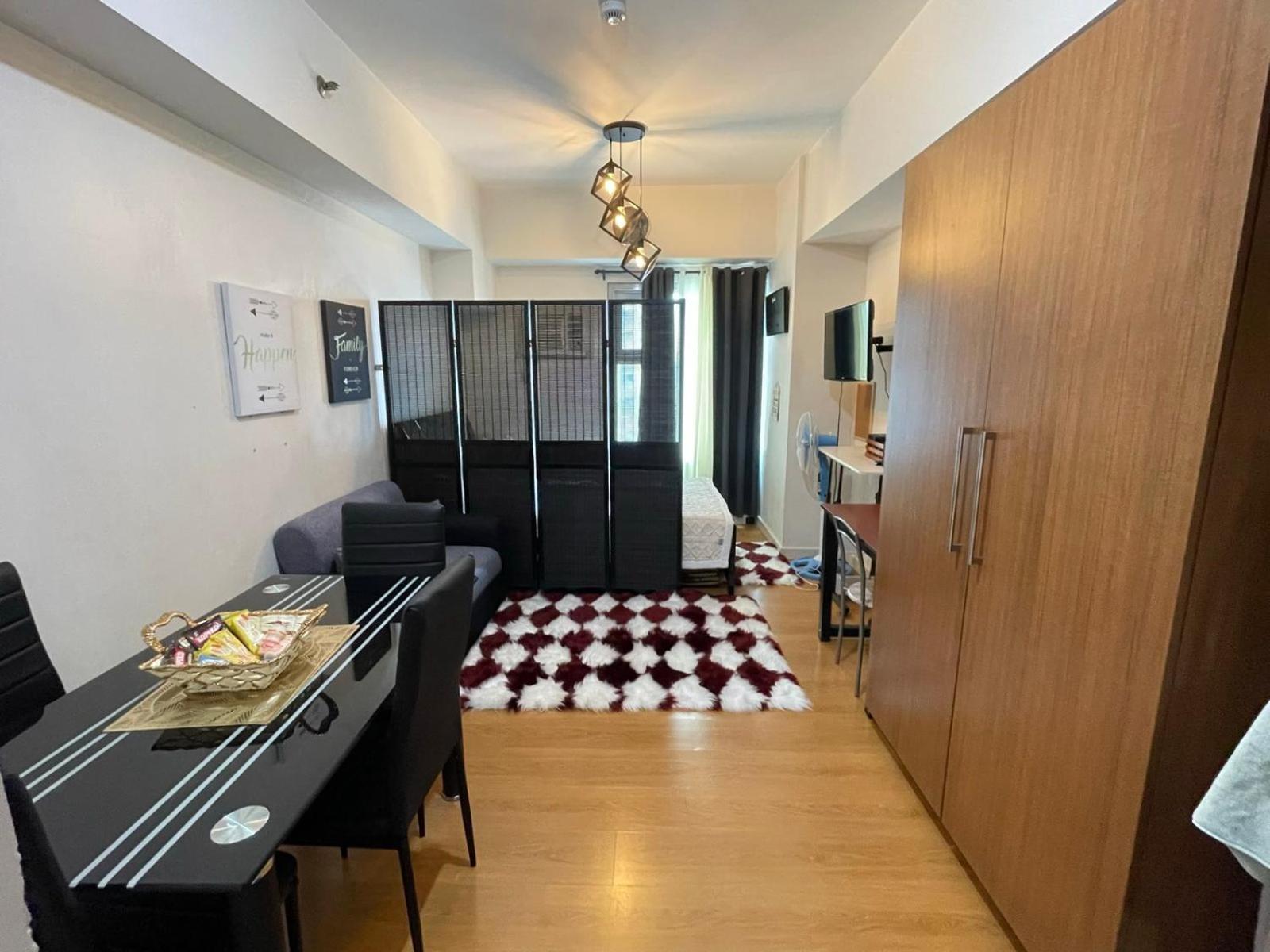 Apartment 8 Adriatico Manila