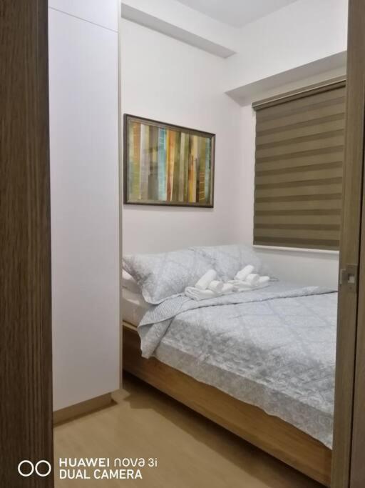 2br Fully Furnished Unit At Fairview Qc Apartment