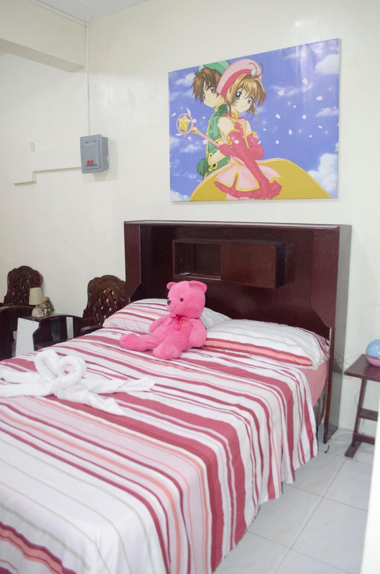 Valenzuela Staycation Netflix And Chill Apartment *