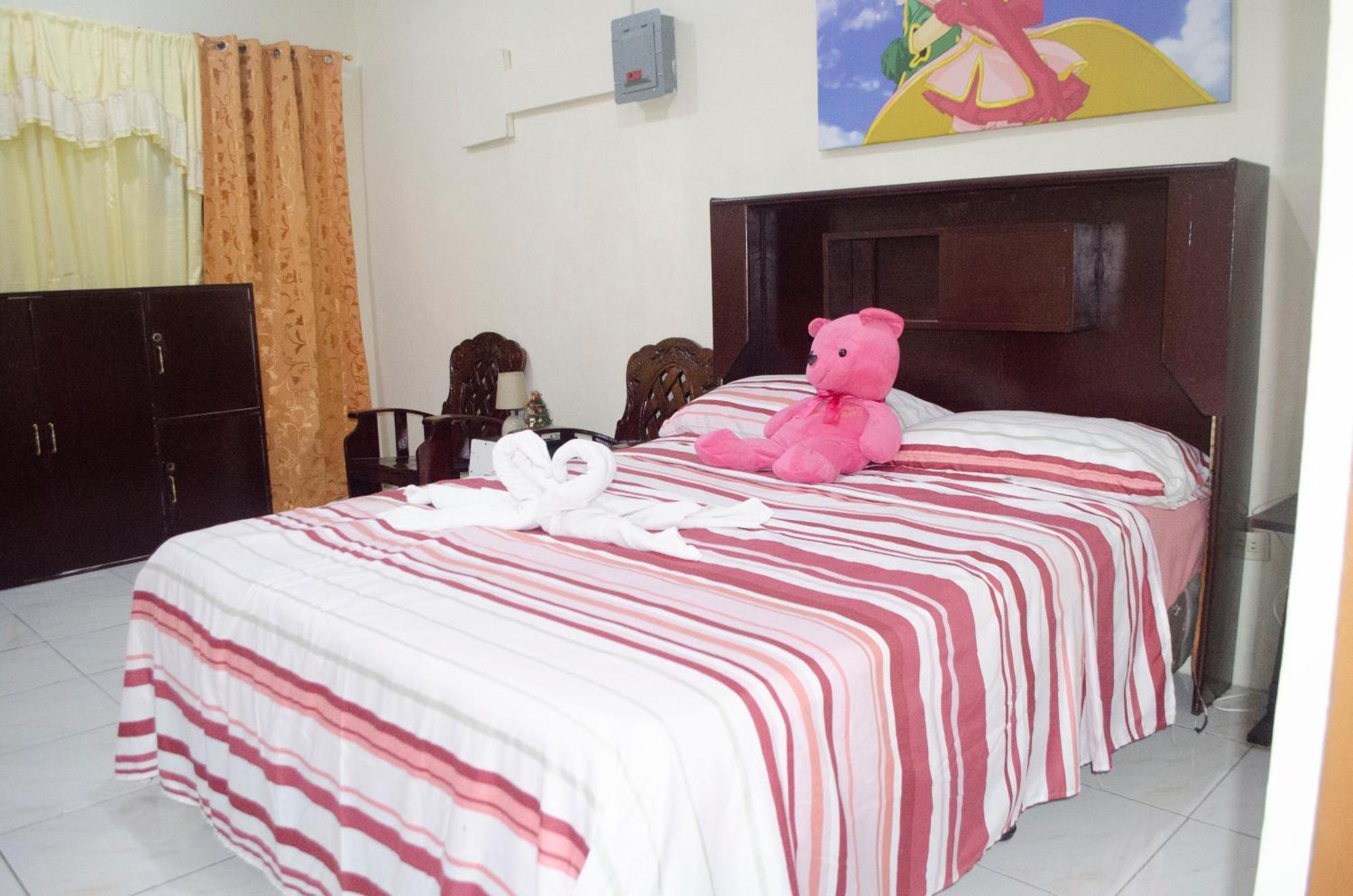 Apartment Valenzuela Staycation Netflix And Chill *