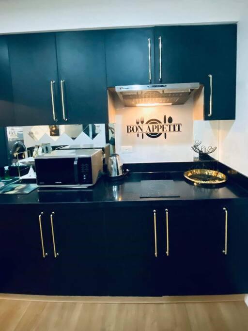 Paris Themed In Bgc Manila