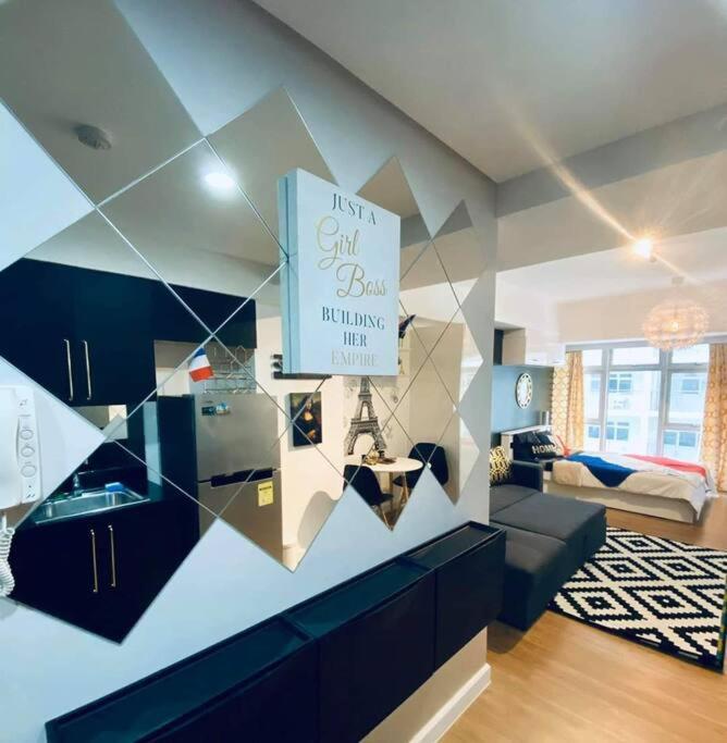 Apartment Paris Themed In Bgc *