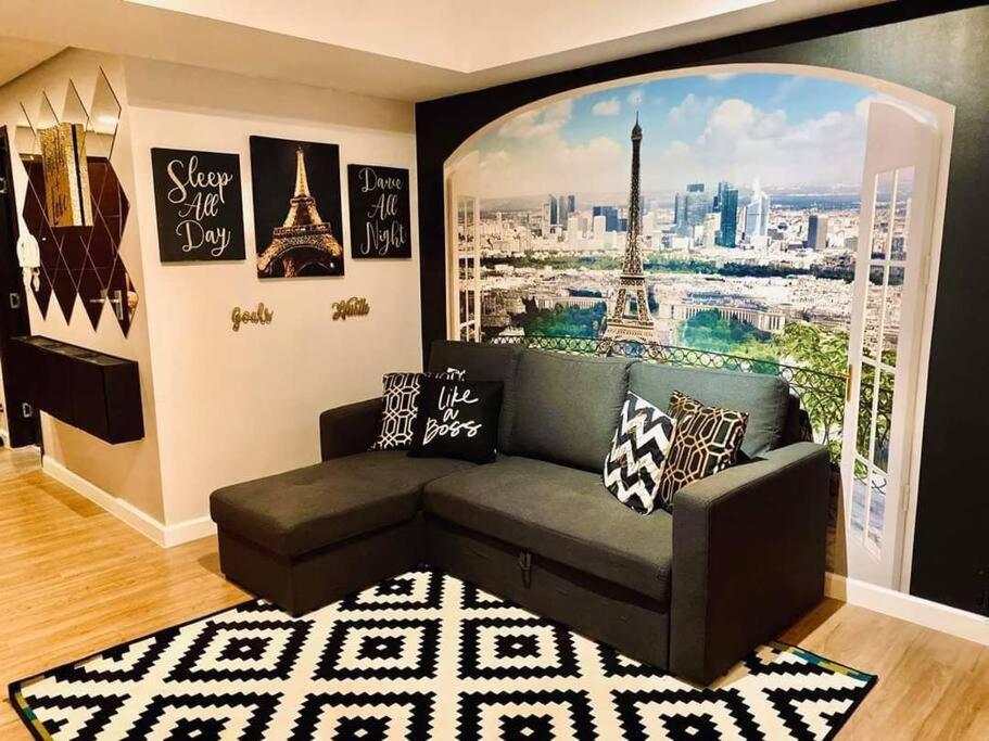 Paris Themed In Bgc *