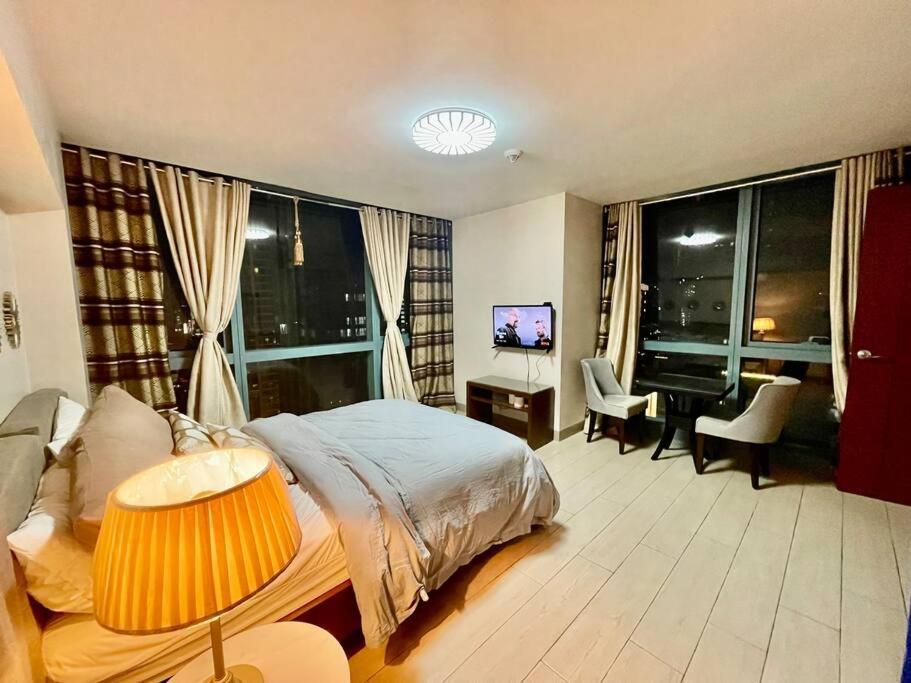 Spacious 1br One Uptown Bgc W/ Sound System *