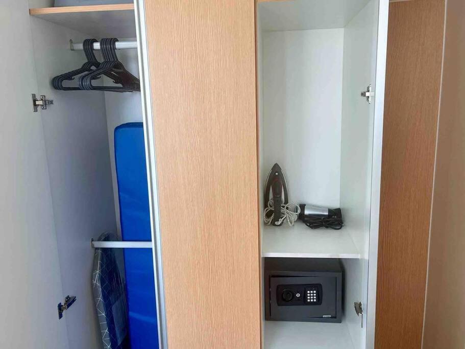 Spacious 1br One Uptown Bgc W/ Sound System *