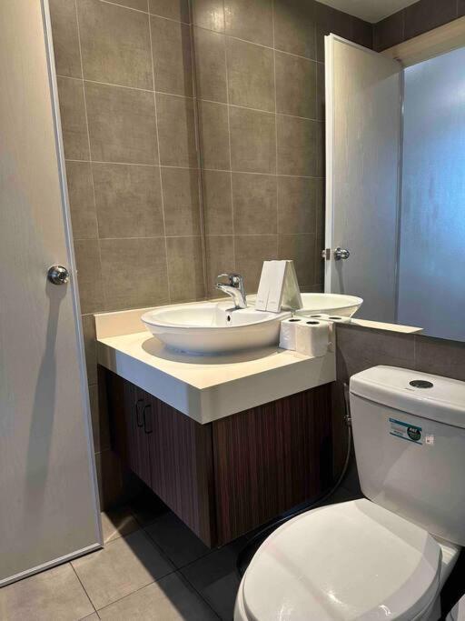 Apartment 46f 1 Bedroom With Balcony Sunset View *