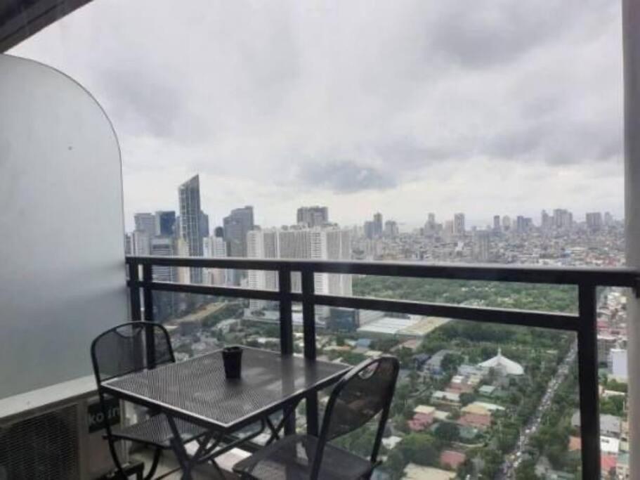 46f 1 Bedroom With Balcony Sunset View *