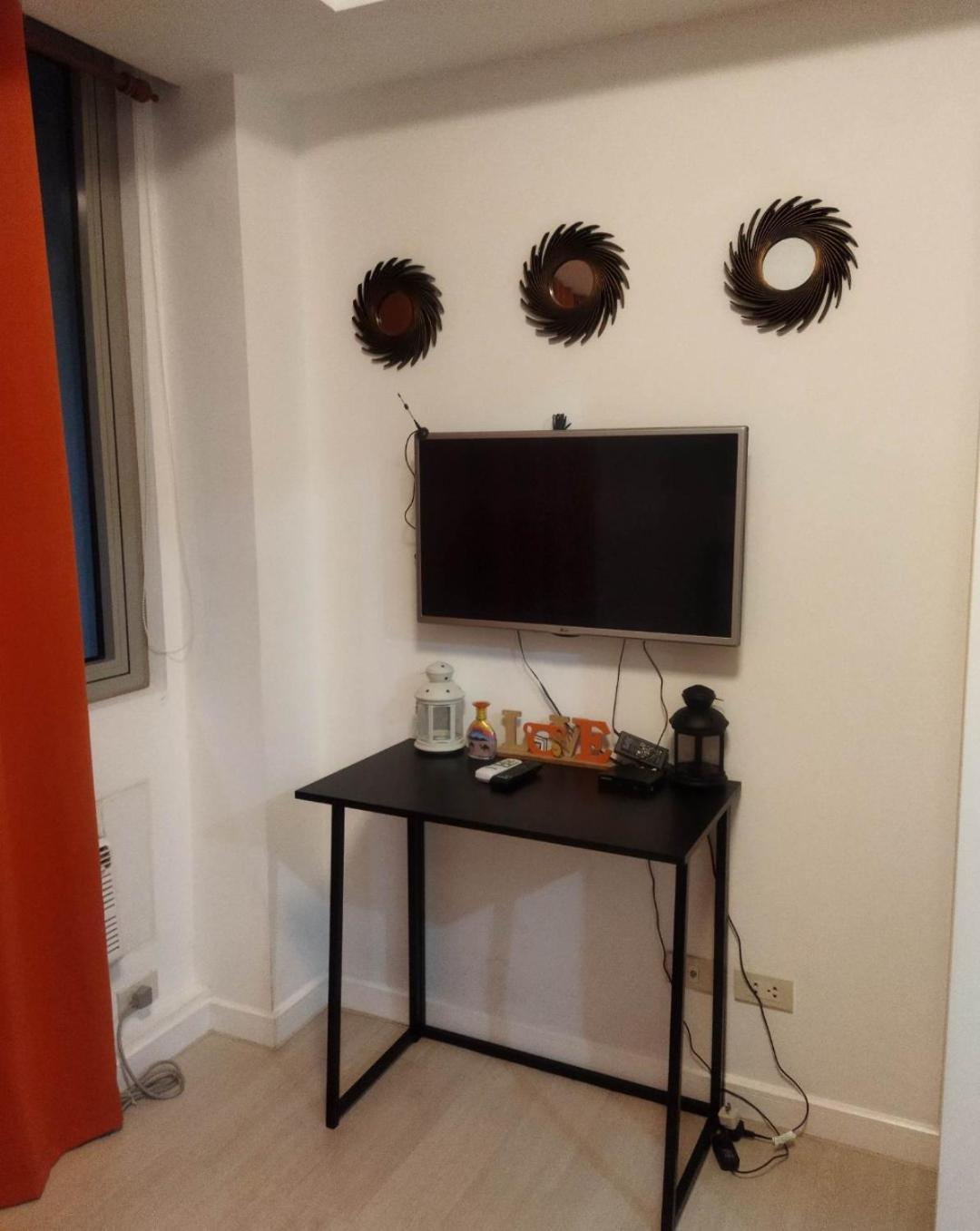 Apartment At Sm Bicutan With Balcony Manila