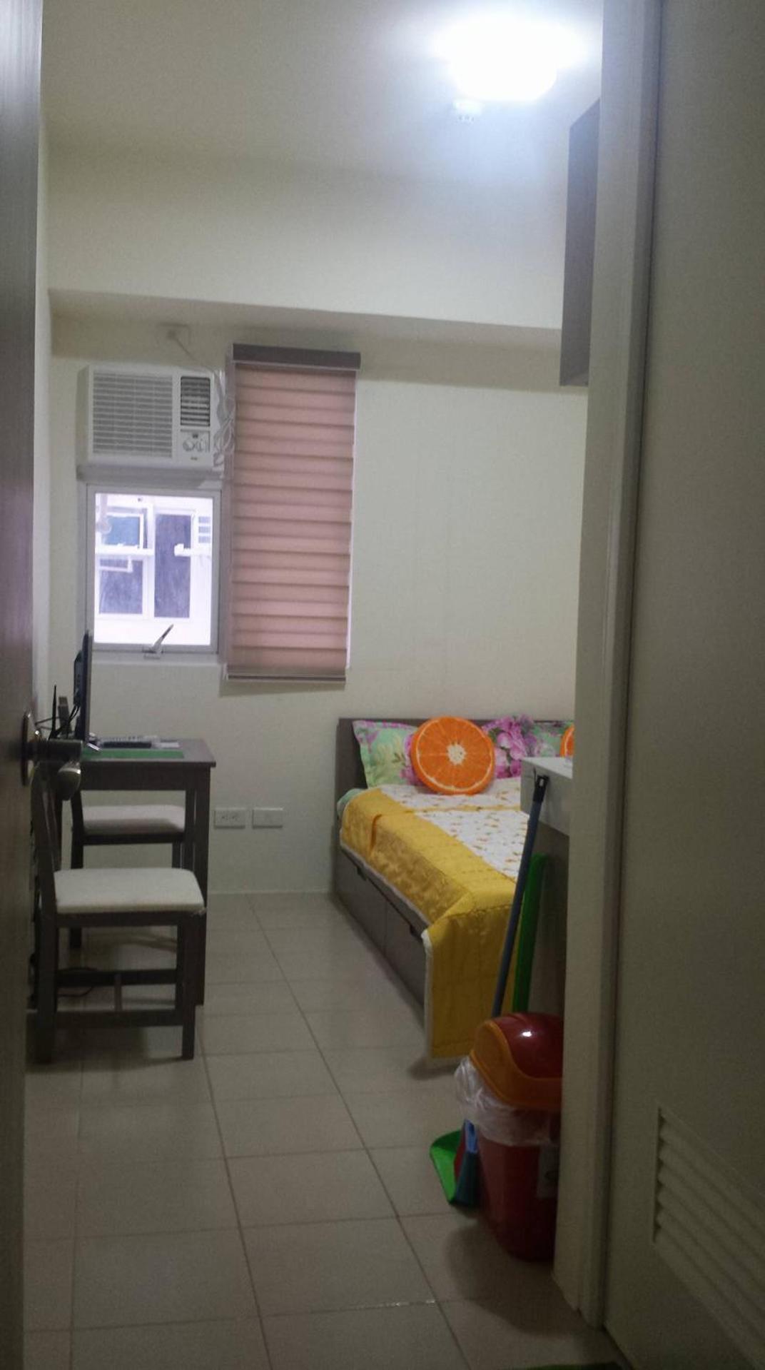 Superb Edsa Cheap @ Graceysplace Unit 1 *