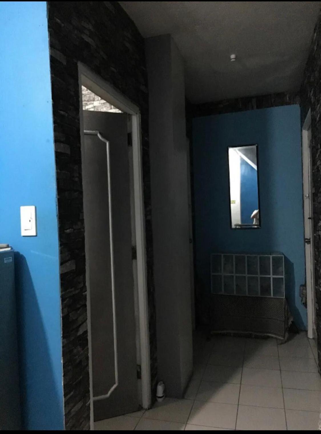 Homestay Johnfronz Building *