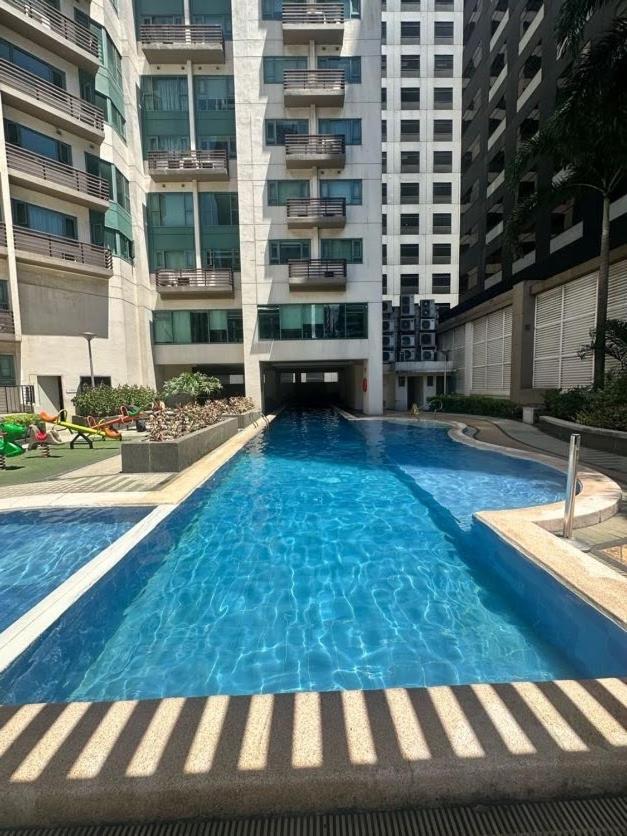 The Pearl - Bgc Mckinley Park 2br