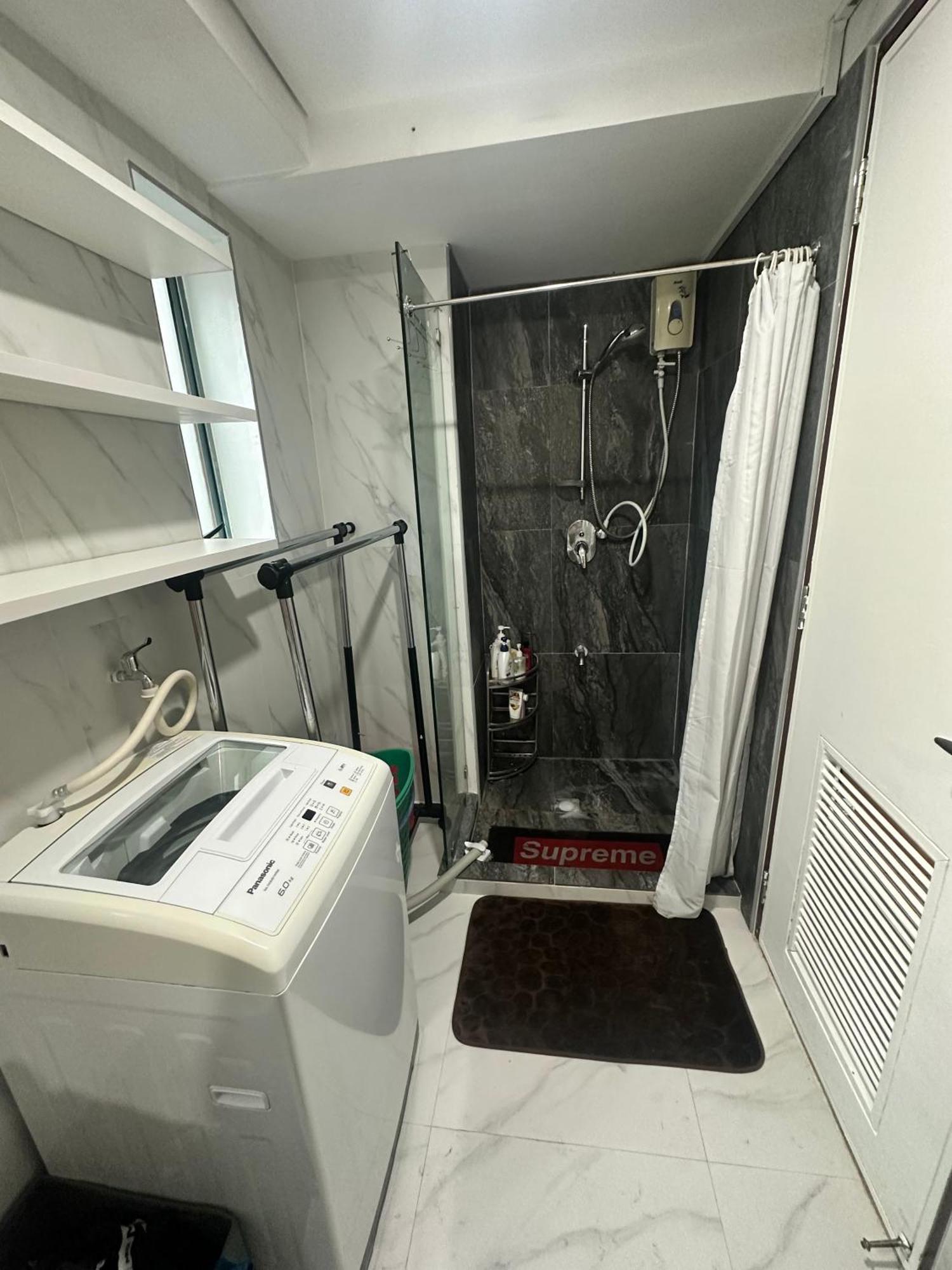 Apartment The Pearl - Bgc Mckinley Park 2br Manila