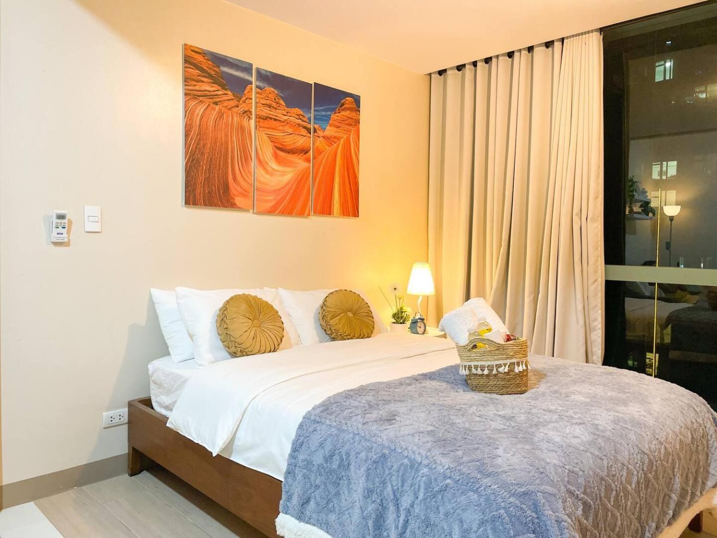 Premium Bgc Staycation, Uptown Area #ournw27b Holiday home Manila