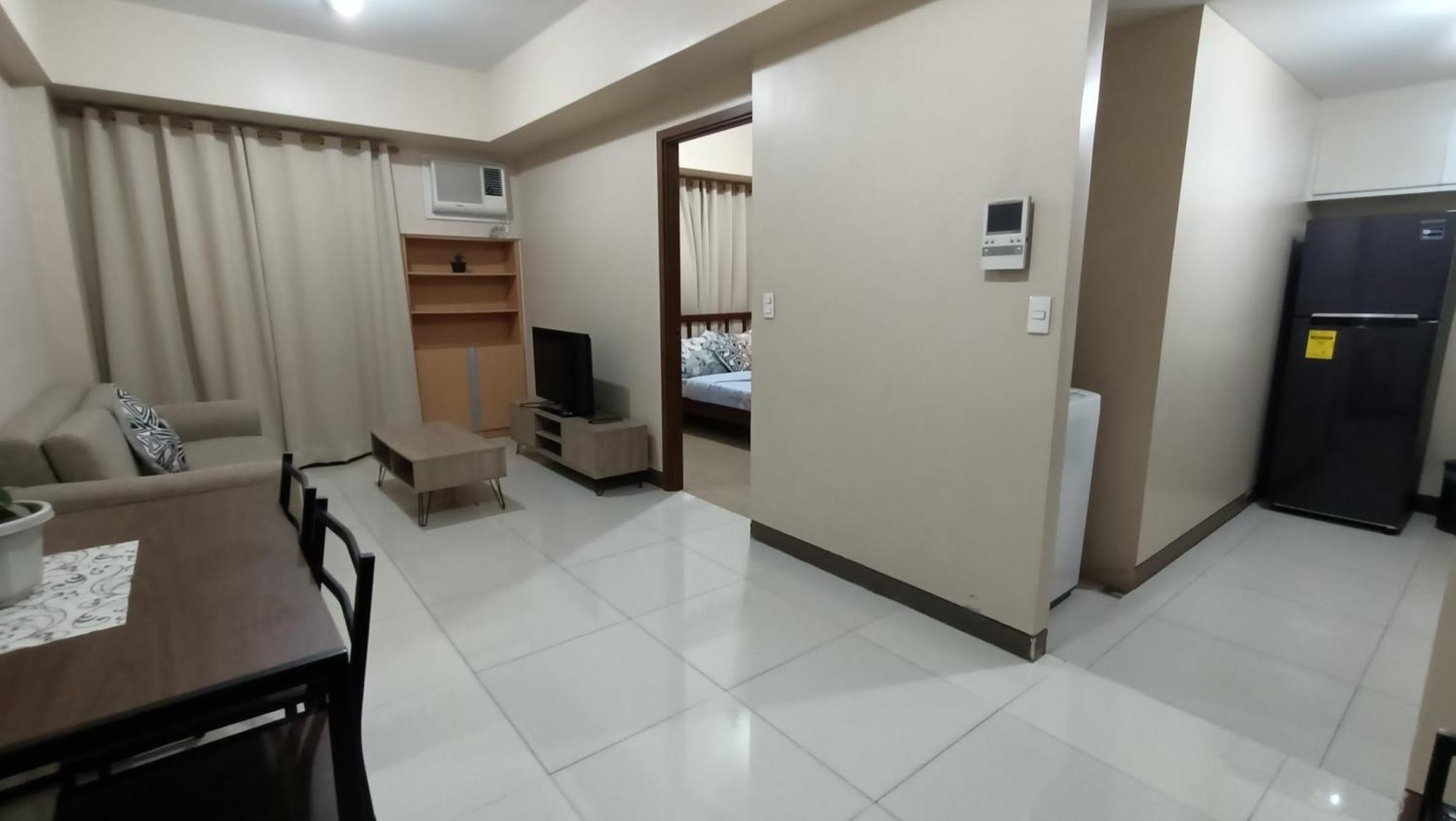 1 Bedroom Condotel Near Terminal3 Airport Apartment Manila