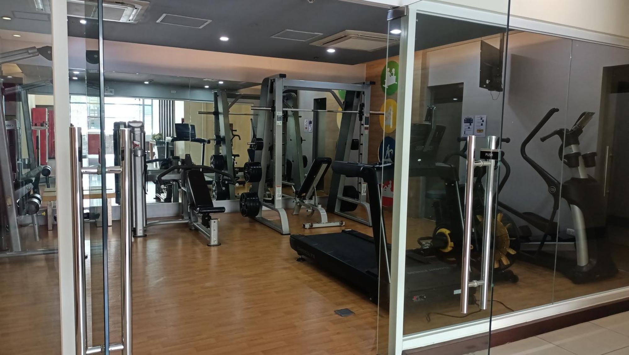 1 Bedroom Condotel Near Terminal3 Airport *