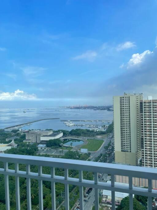Cozy Sunset View - Centrally Located! Apartment Manila