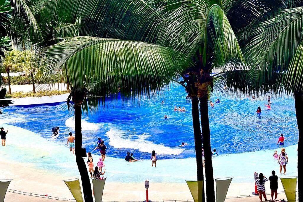 Apartment 1br Club Pool View At Azure-maui *