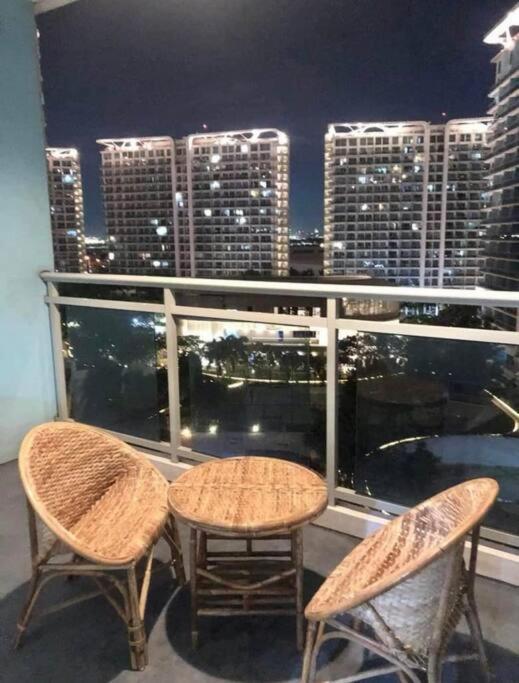 1br Club Pool View At Azure-maui * Manila