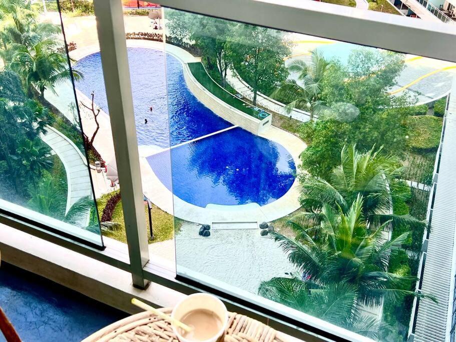 Apartment 1br Club Pool View At Azure-maui