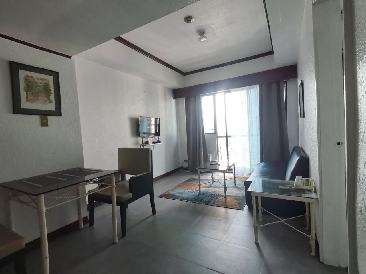 Apartment Room Accommodation *