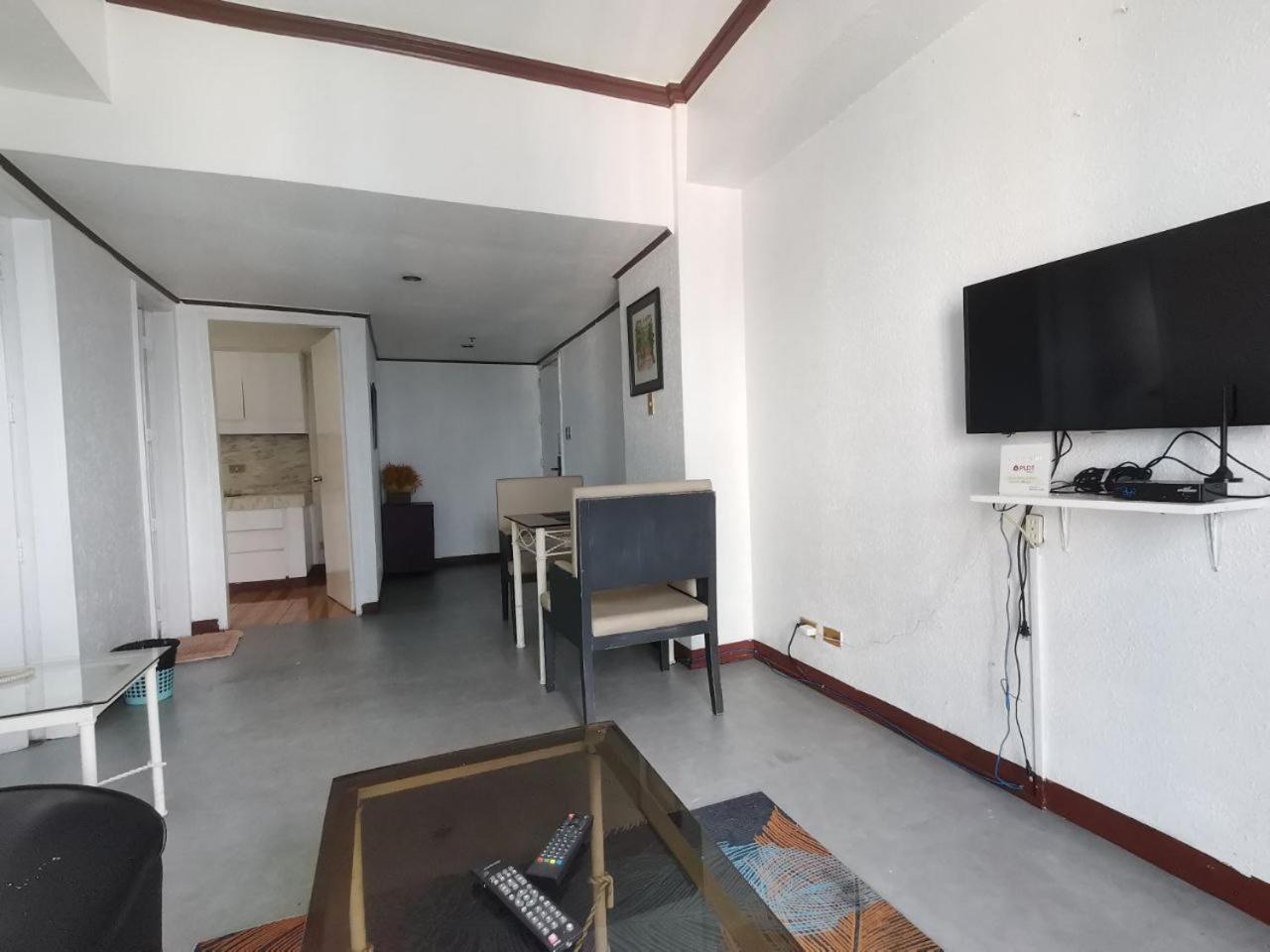 Apartment Room Accommodation *