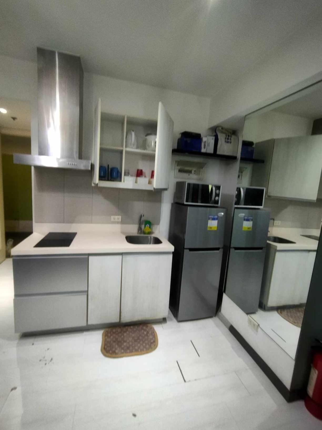 Sm Bicutan Condominium Apartment Manila
