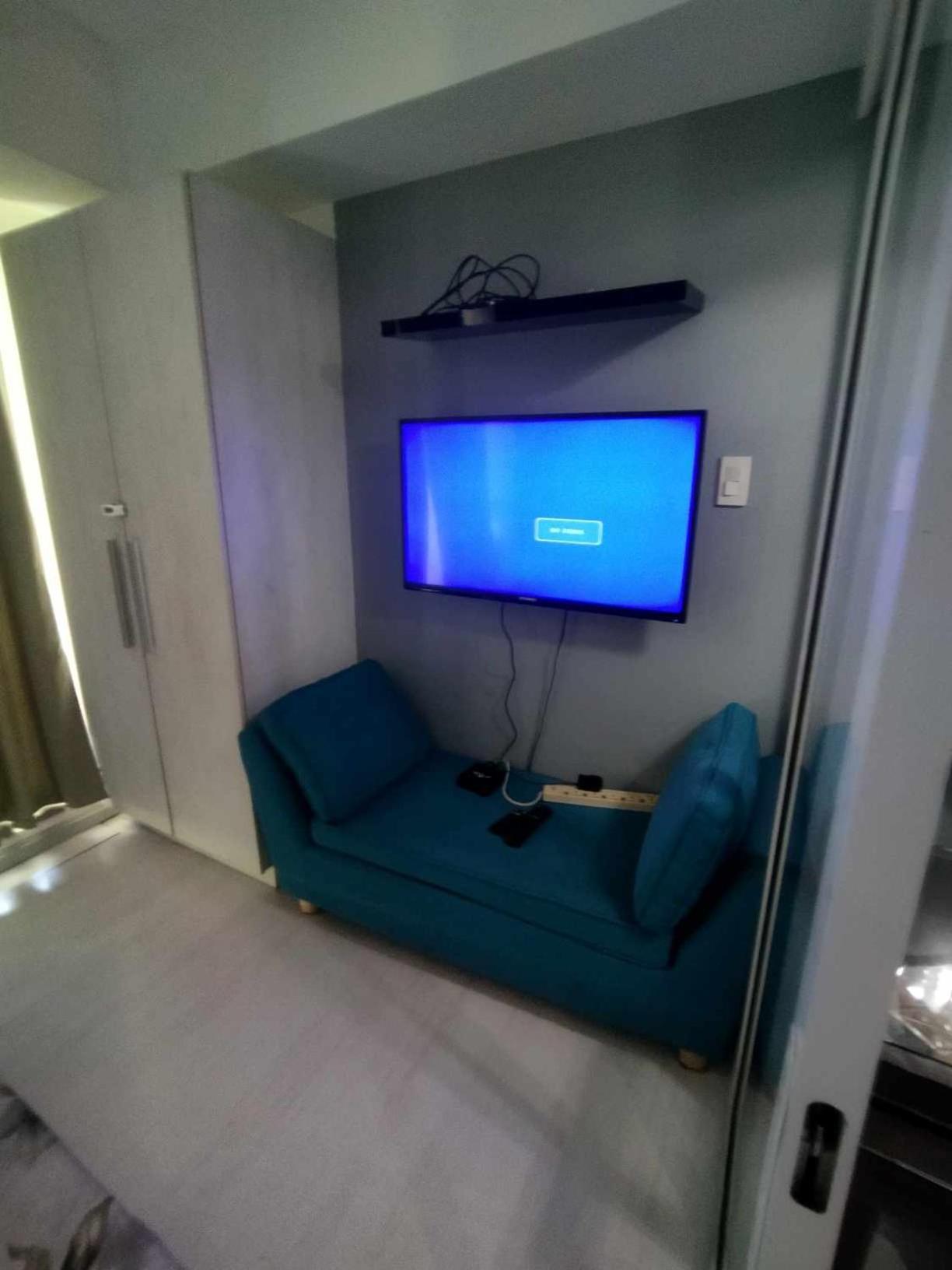 Sm Bicutan Condominium *