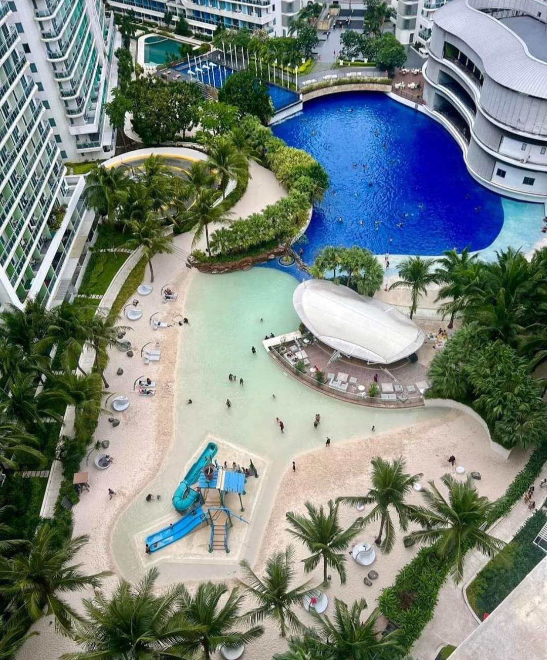 Sm Bicutan Condominium Apartment *