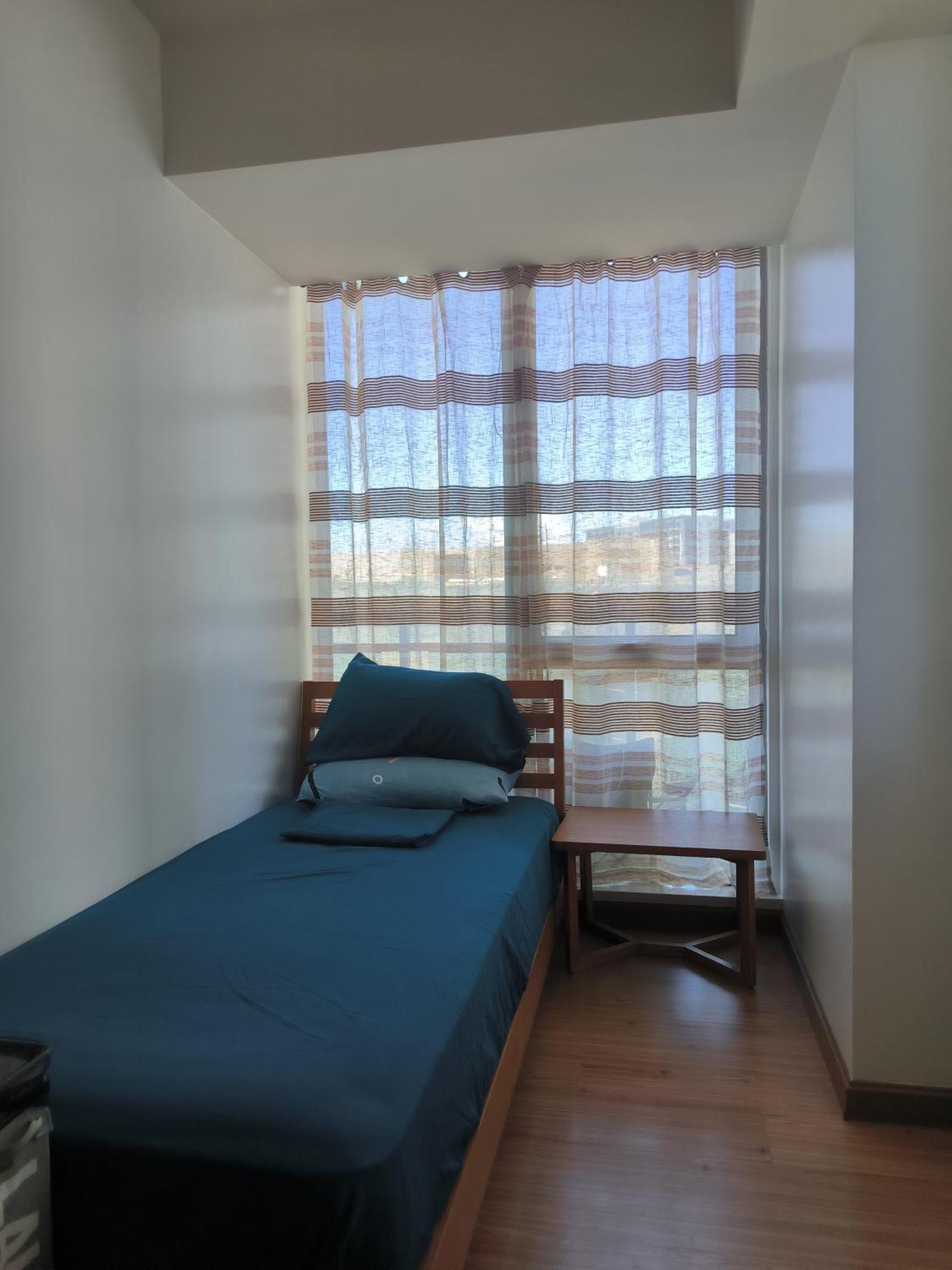 Affordable Cozy Staycation In Azure! Apartment